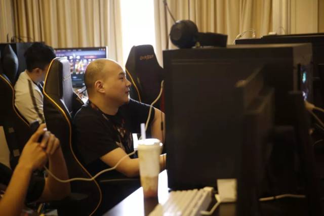 WE官方：前 DRX 和 Kwangdong Freecs 的下路选手 Taeyoon 加入了团队