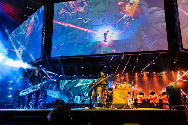 外媒统计：GEN横扫T1的夏决创造LCK历史最高观众峰值纪录